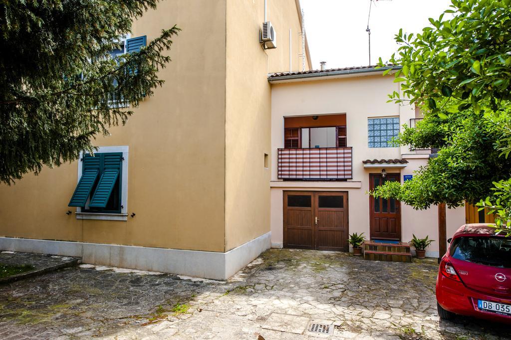Apartments Aja And Stefy Rovinj Exteriör bild